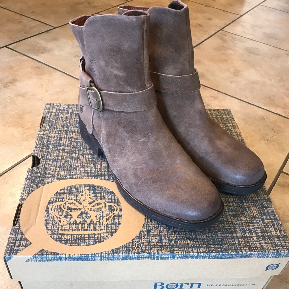 Ankle boots